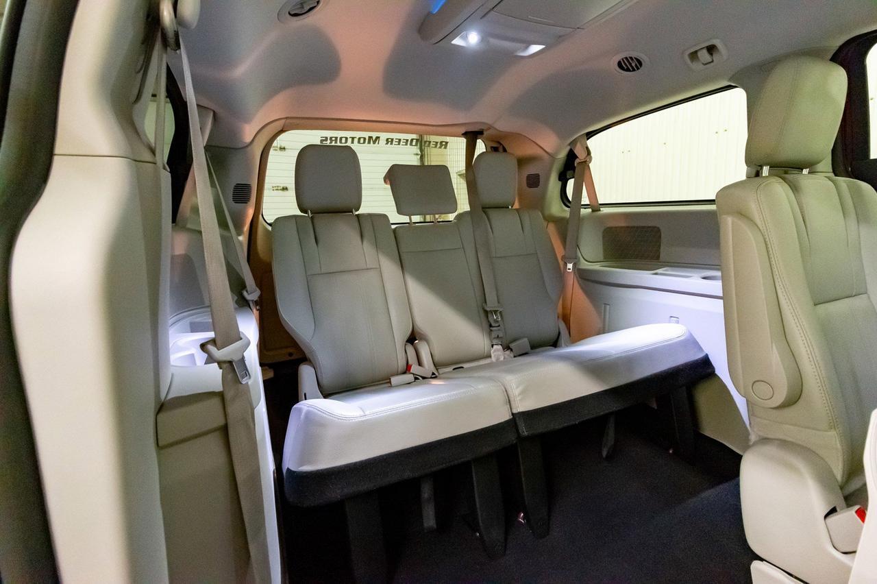 2019 Dodge Grand Caravan Crew Plus Leather Nav BCam Red Deer AB