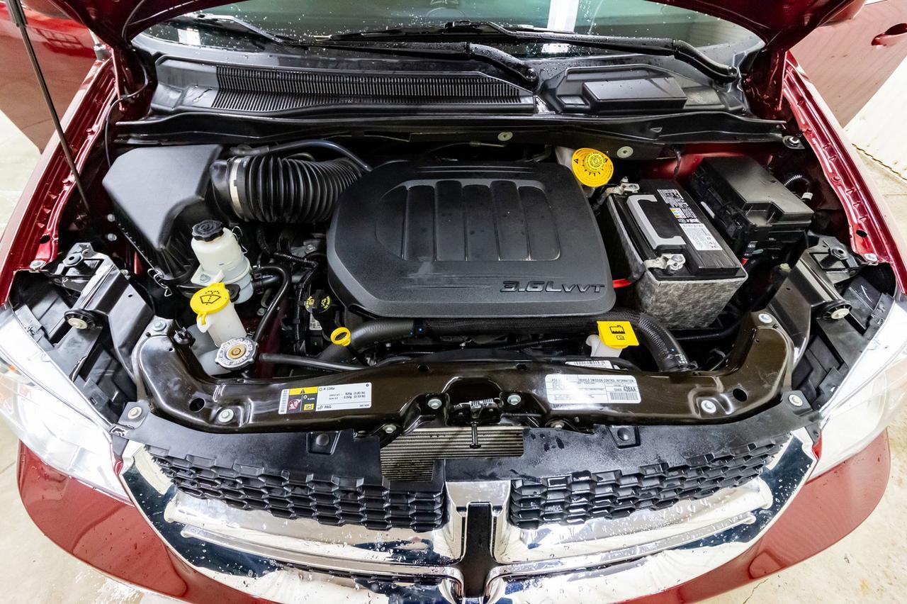 2019 Dodge Grand Caravan Crew Plus Leather Nav BCam Red Deer AB