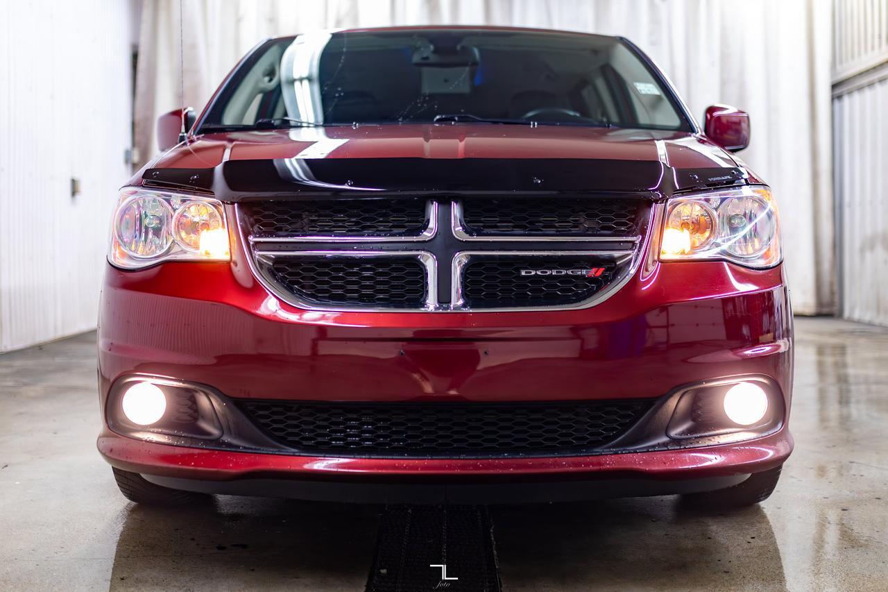2019 Dodge Grand Caravan Crew Plus Leather Nav DVD BCam Red Deer AB