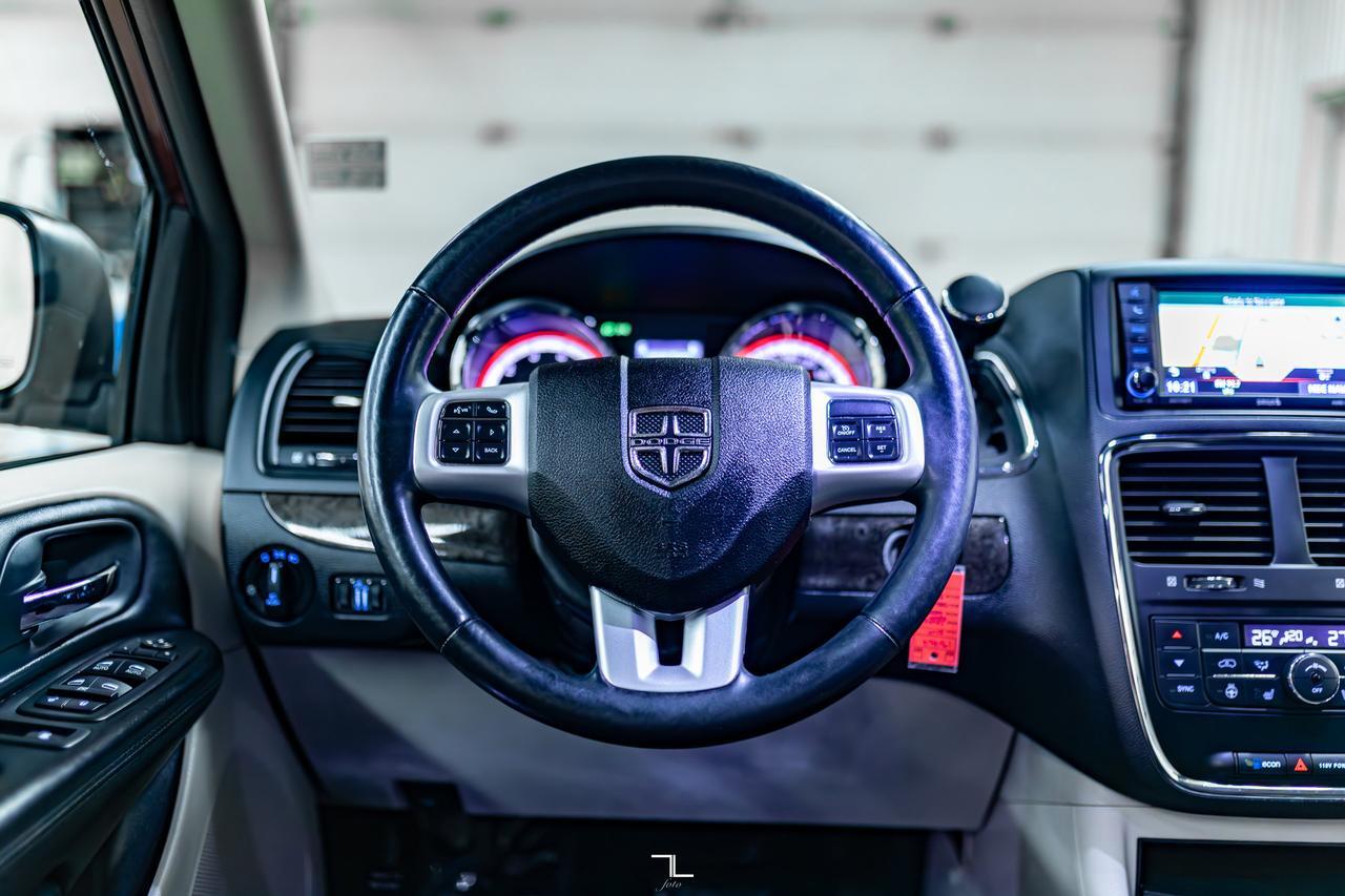 2019 Dodge Grand Caravan Crew Plus Leather Nav DVD BCam Red Deer AB