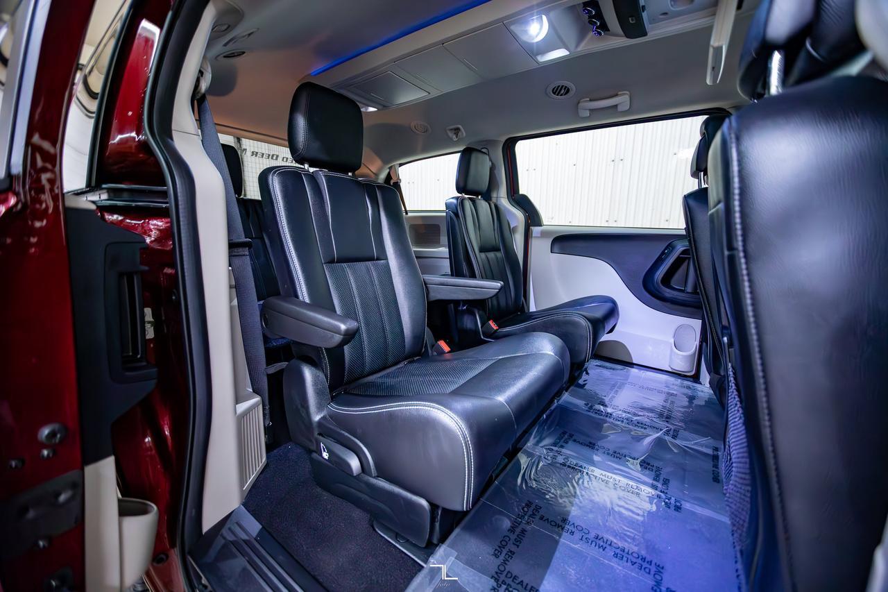 2019 Dodge Grand Caravan Crew Plus Leather Nav DVD BCam Red Deer AB