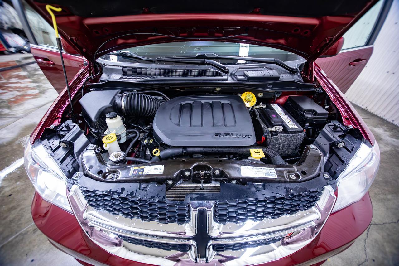 2019 Dodge Grand Caravan Crew Plus Leather Nav DVD BCam Red Deer AB