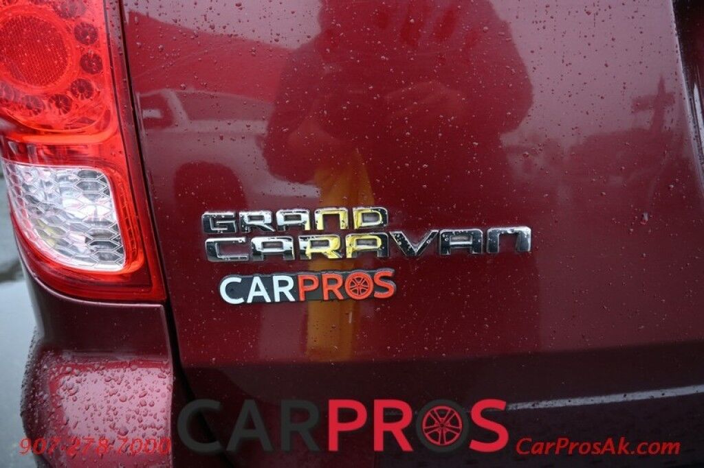 2019 Dodge Grand Caravan GT - 3.6L V6 FlexFuel - Power & Heated Leather Seats - Heated Steering Wheel - Remote Start - Navigation - Backup Camera - Bluetooth - 3rd Row - Power Sliding Doors -Tow Pkg - Seats 7 Anchorage AK