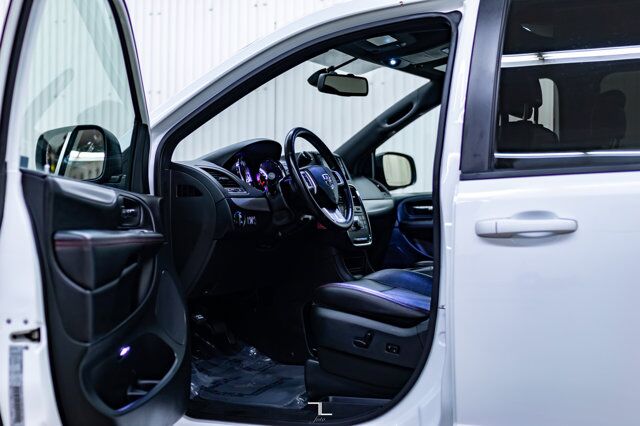 2019 Dodge Grand Caravan GT Leather BCam Red Deer AB