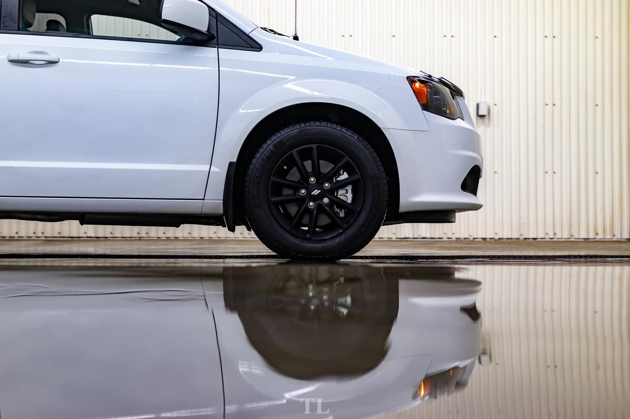 2019 Dodge Grand Caravan GT Leather Nav BCam Red Deer AB