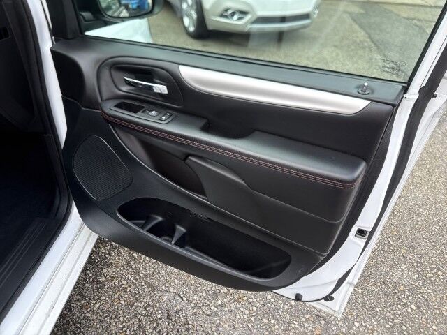 2019 Dodge Grand Caravan GT photo 13
