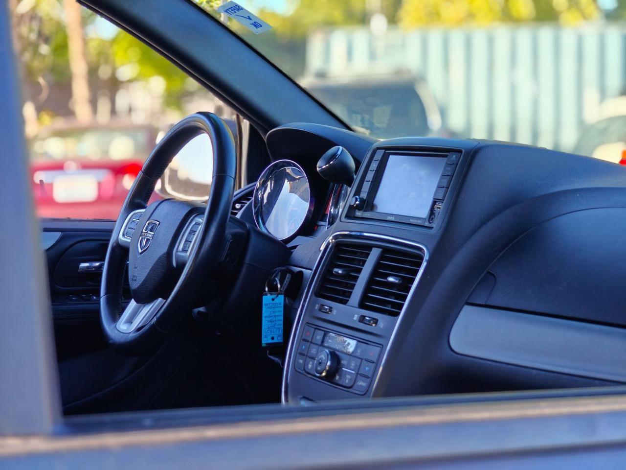 2019 Dodge Grand Caravan GT Hayden ID