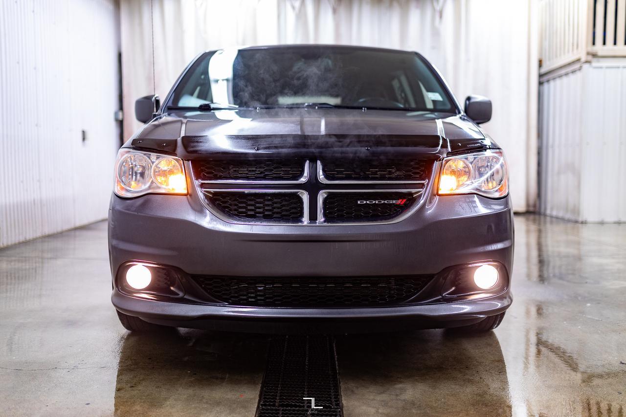 2019 Dodge Grand Caravan Premium Plus DVD BCam Red Deer AB