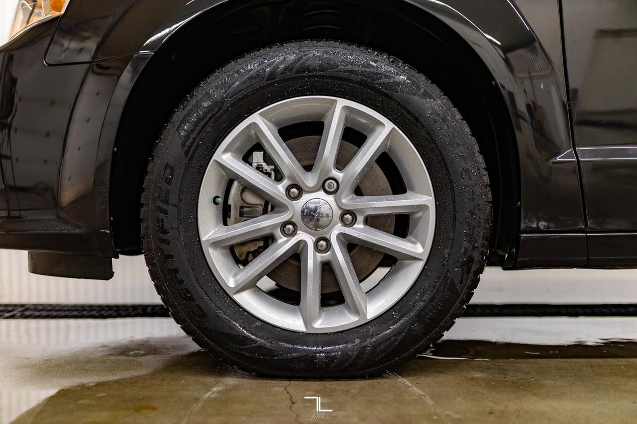 2019 Dodge Grand Caravan Premium Plus Leather BCam DVD Red Deer AB