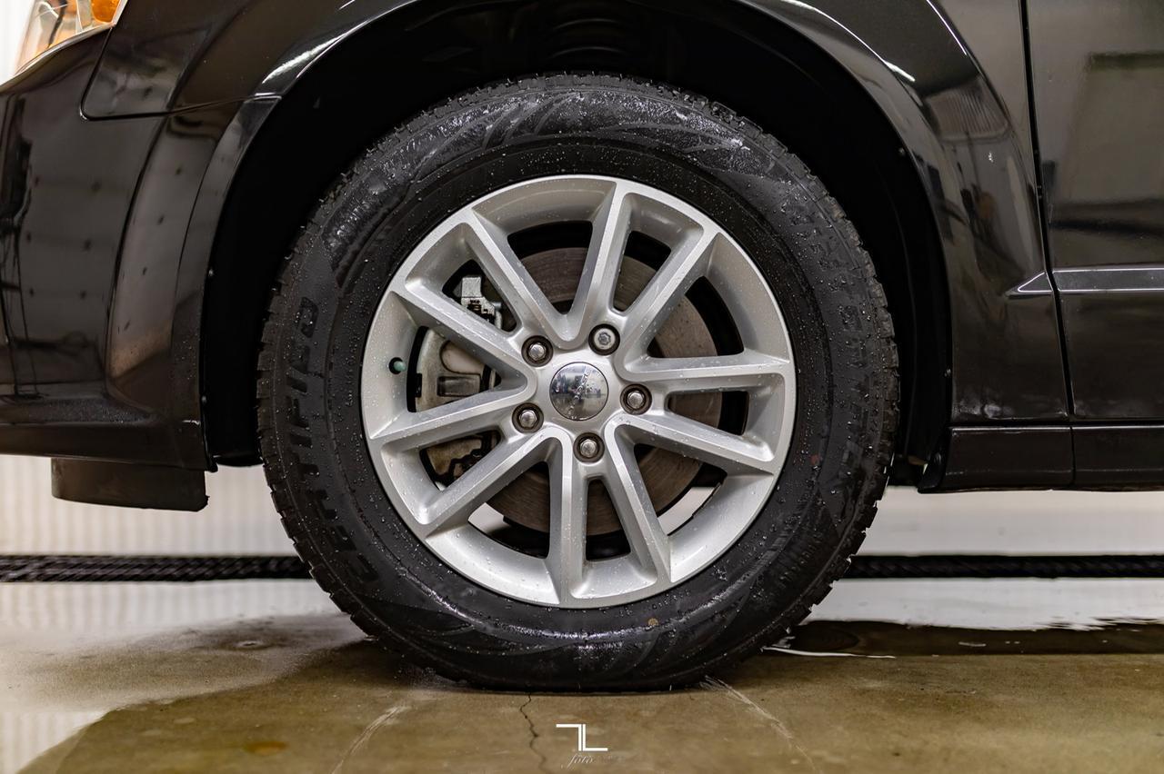 2019 Dodge Grand Caravan Premium Plus Leather BCam DVD Red Deer AB