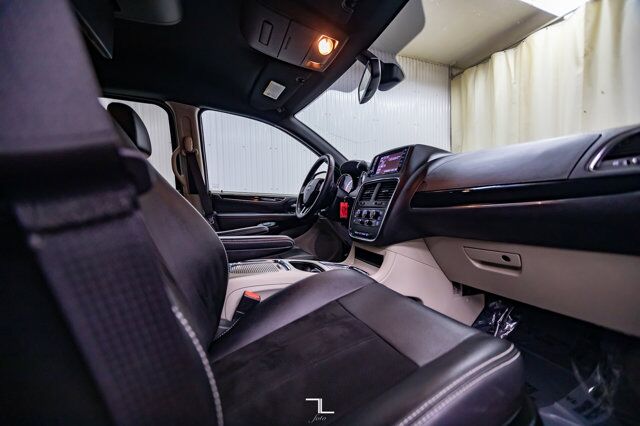 2019 Dodge Grand Caravan Premium Plus Leather BCam DVD Red Deer AB