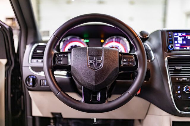 2019 Dodge Grand Caravan Premium Plus Leather BCam DVD Red Deer AB