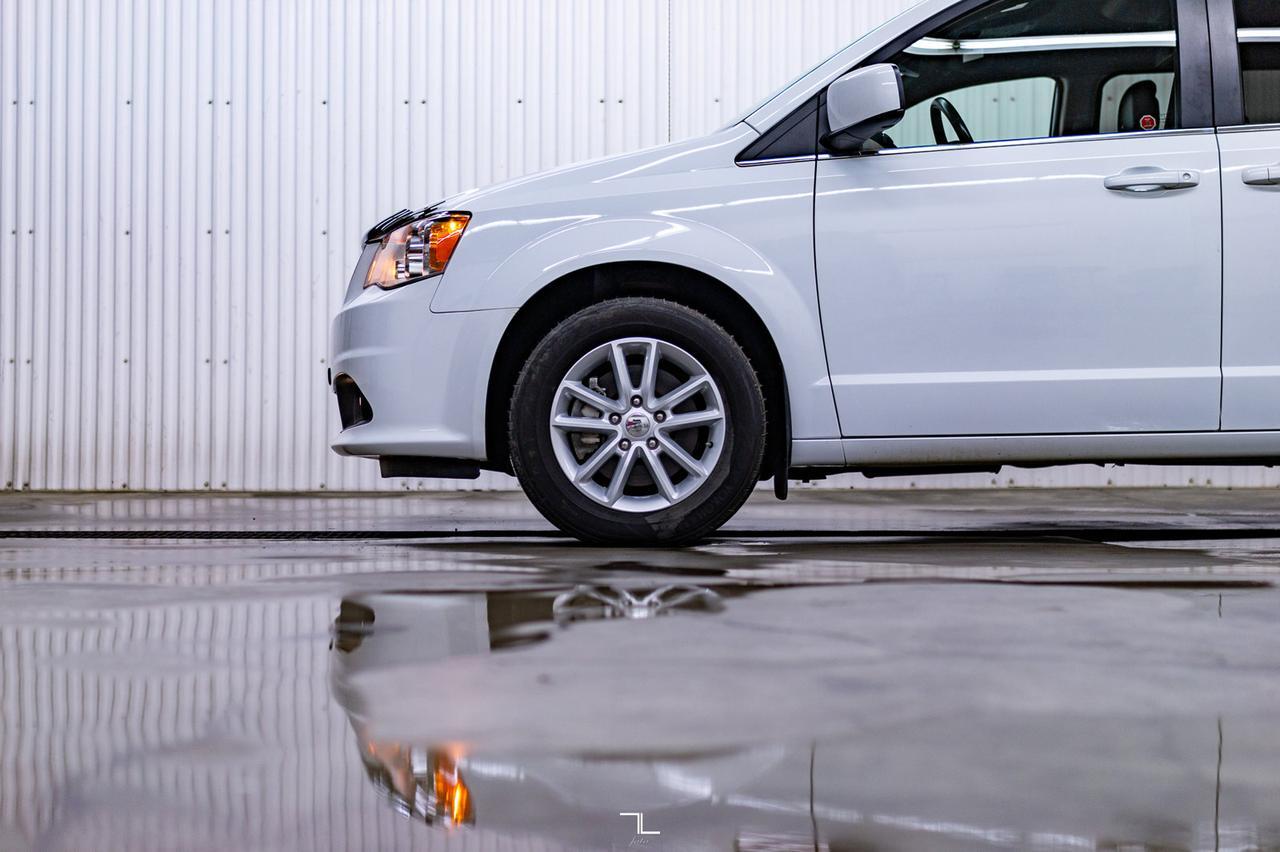 2019 Dodge Grand Caravan Premium Plus Leather DVD BCam Red Deer AB