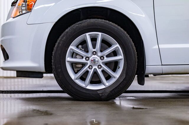 2019 Dodge Grand Caravan Premium Plus Leather DVD BCam Red Deer AB