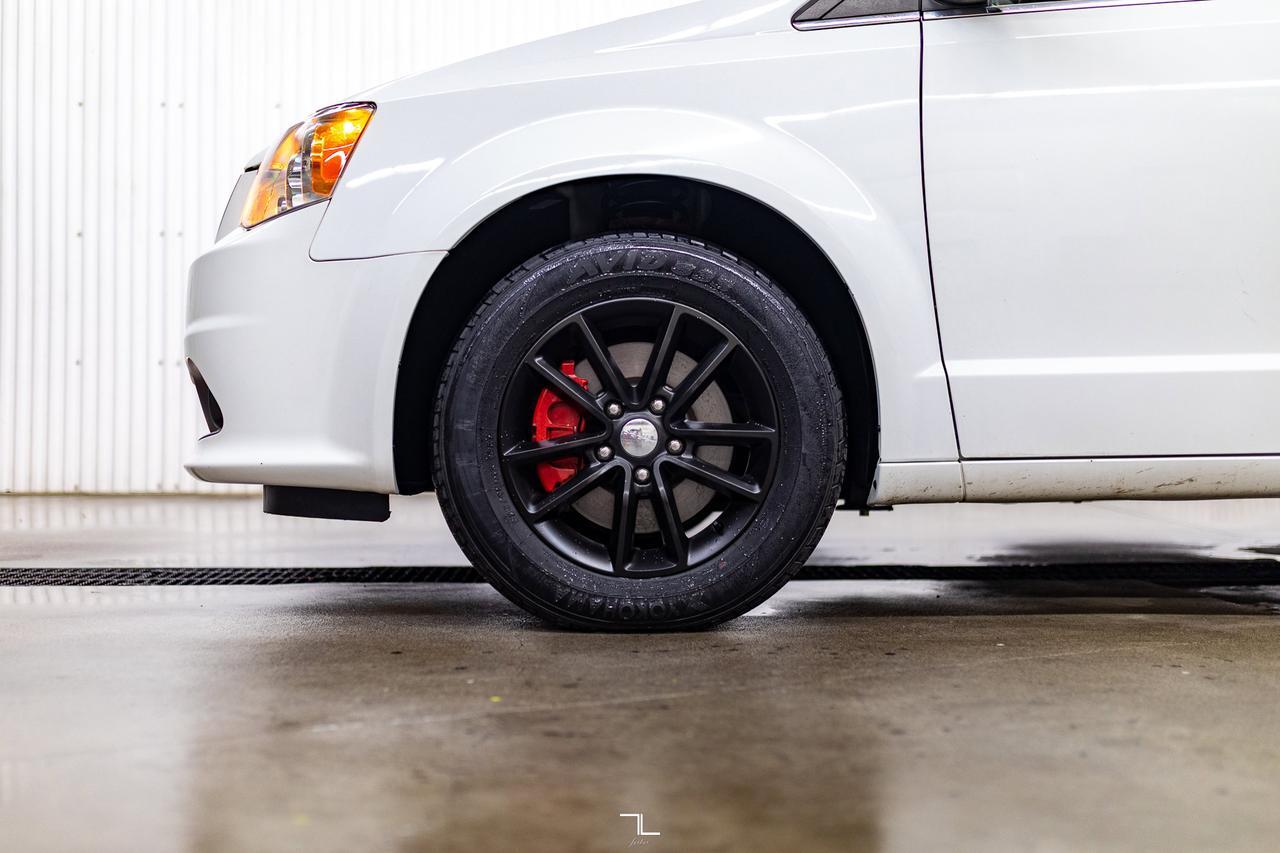 2019 Dodge Grand Caravan Premium Plus Nav BCam Red Deer AB