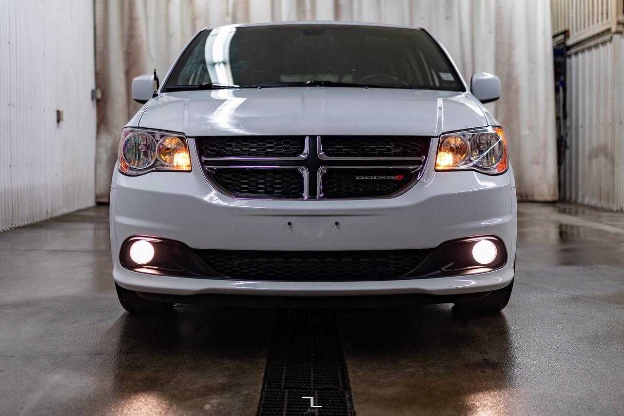 2019 Dodge Grand Caravan Premium Plus Nav BCam Red Deer AB