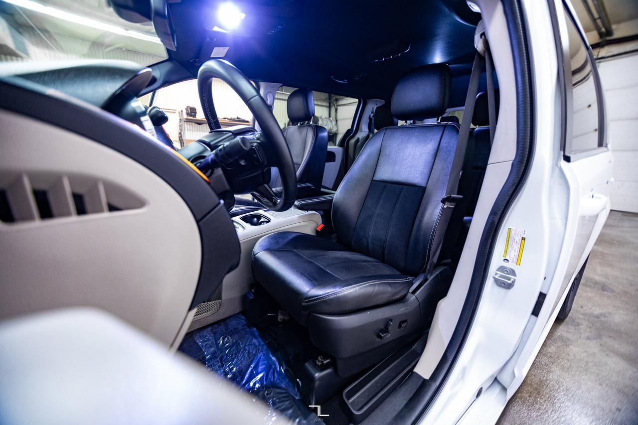 2019 Dodge Grand Caravan Premium Plus Nav BCam Red Deer AB