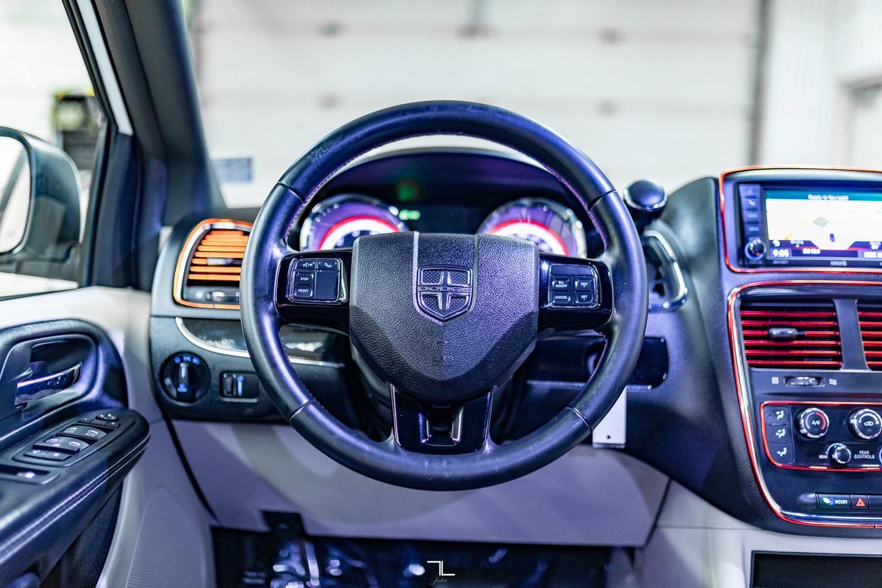 2019 Dodge Grand Caravan Premium Plus Nav BCam Red Deer AB