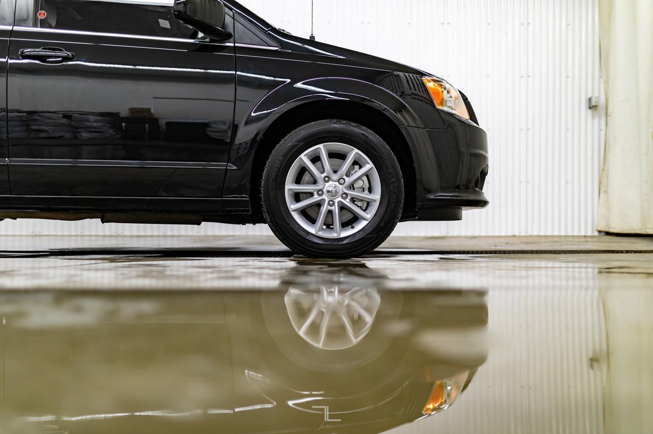 2019 Dodge Grand Caravan Premium Plus Nav BCam TV Red Deer AB