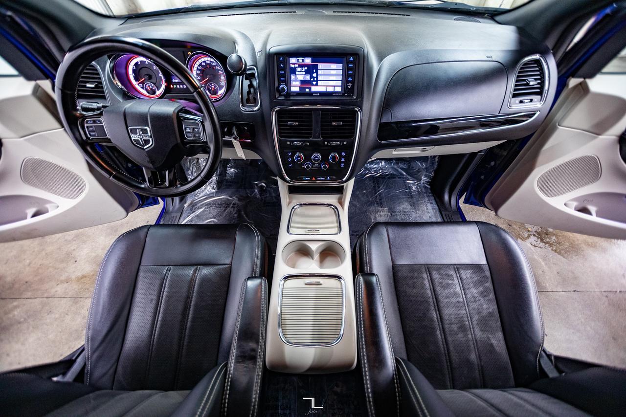 2019 Dodge Grand Caravan Premium Plus TV BCam Power Doors Red Deer AB