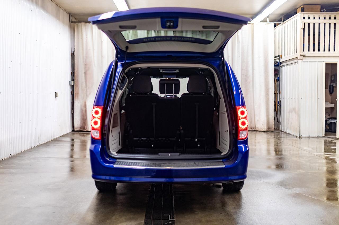 2019 Dodge Grand Caravan Premium Plus TV BCam Power Doors Red Deer AB