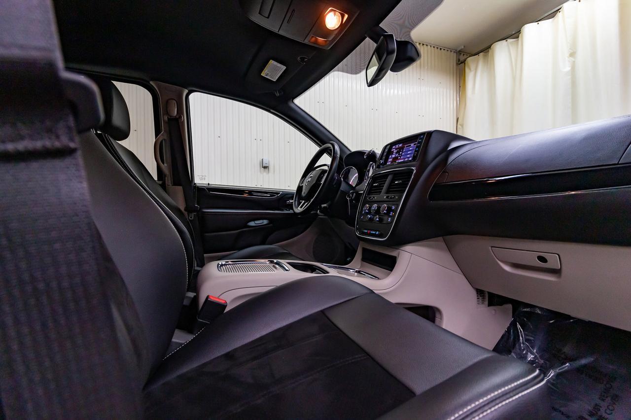 2019 Dodge Grand Caravan Premium Plus TV BCam Red Deer AB