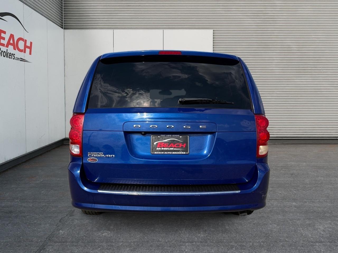2019 Dodge Grand Caravan SE, 3RD ROW, CAPTAINS CHAIRS, BLUETOOTH, KEYLESS ENTRY, BACKUP CAMERA, CRUISE CONTROL, STEERING WHEEL CONTROLS, THIS VAN IS READY FOR IT'S NEXT FAMILY! Norfolk VA