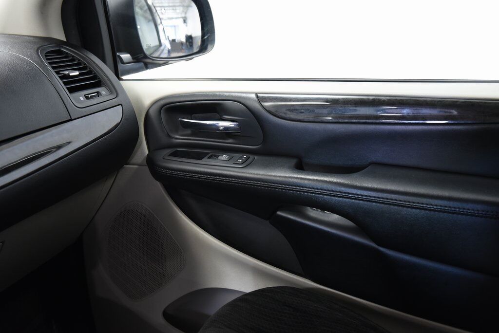 2019 Dodge Grand Caravan SE Akron