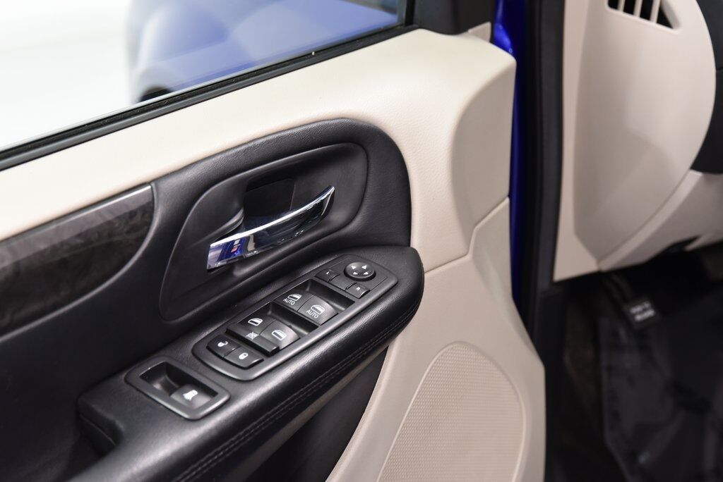 2019 Dodge Grand Caravan SE Akron