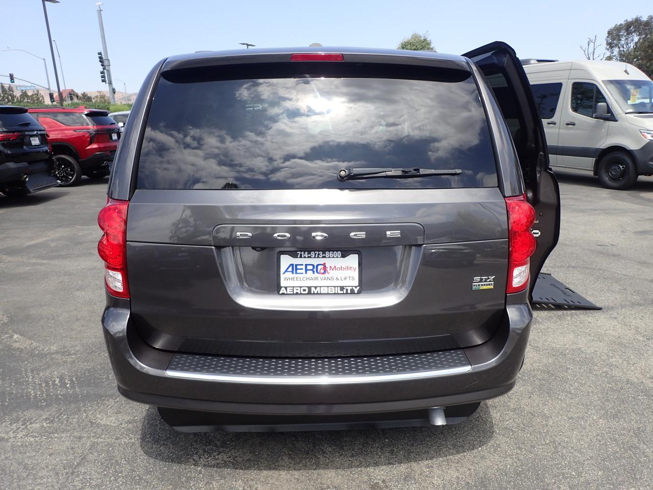 2019 Dodge Grand Caravan SXT Anaheim CA