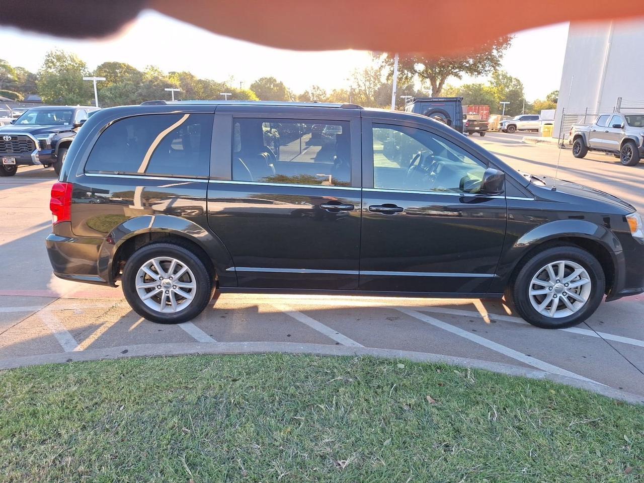 2019 Dodge Grand Caravan SXT Hurst TX