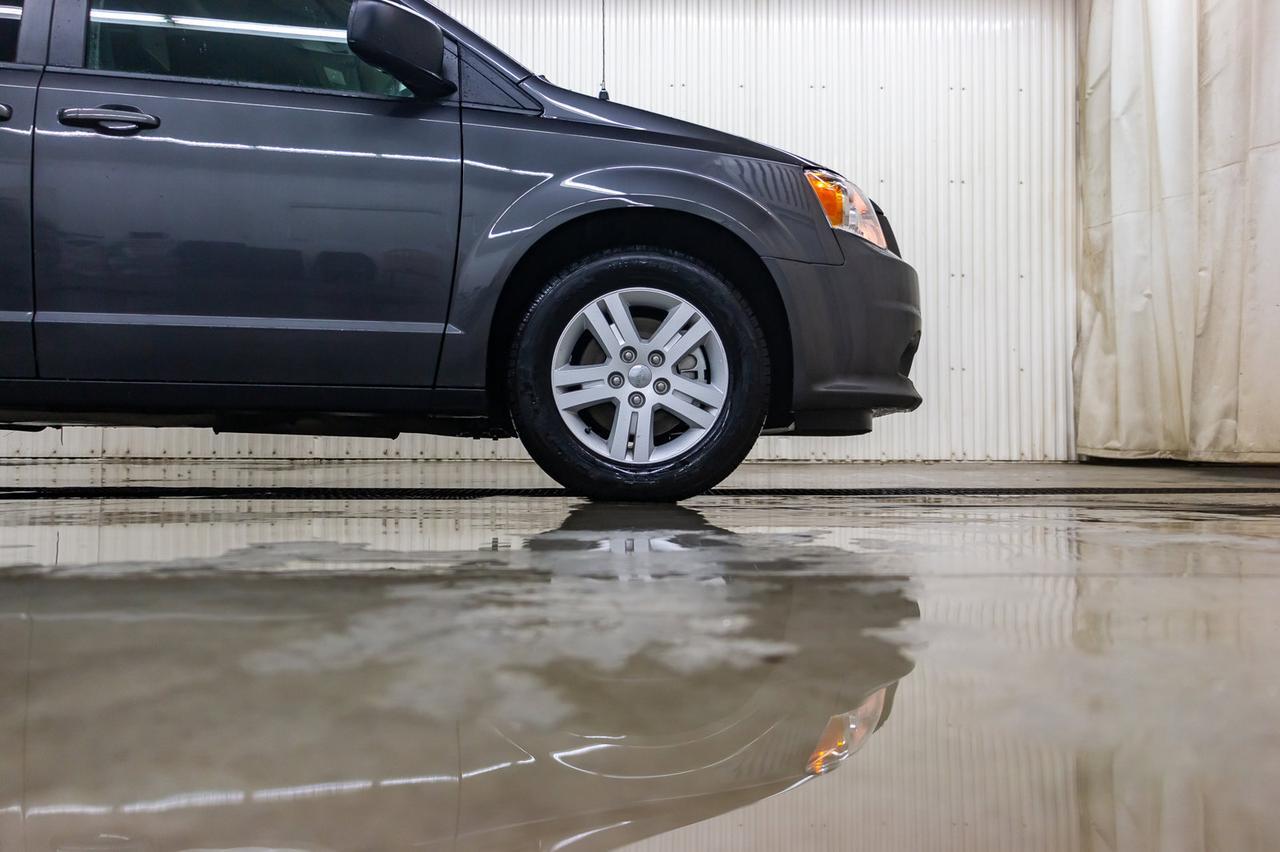 2019 Dodge Grand Caravan SXT Nav DVD BCam Red Deer AB