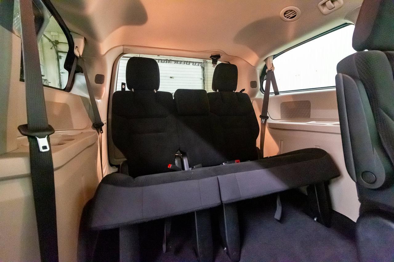 2019 Dodge Grand Caravan SXT Nav DVD BCam Red Deer AB