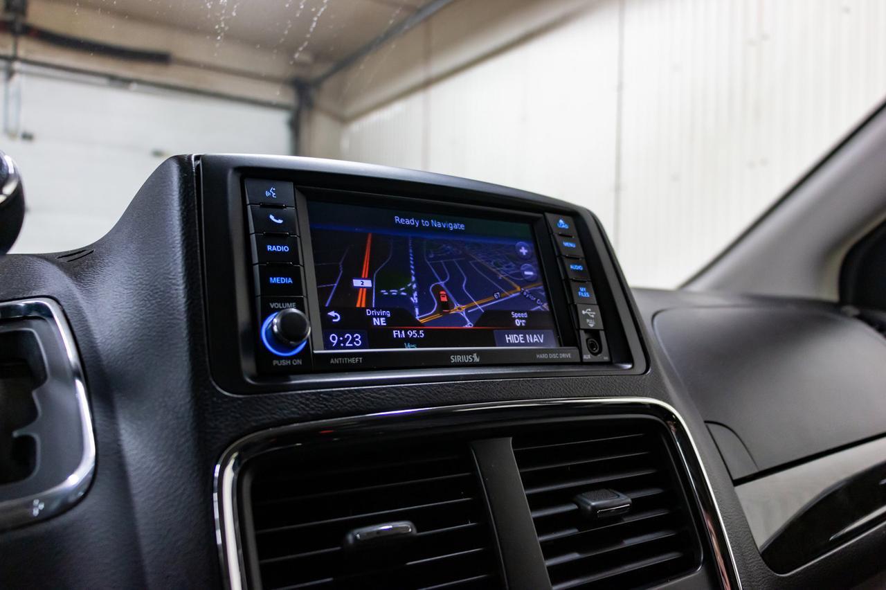 2019 Dodge Grand Caravan SXT Nav DVD BCam Red Deer AB