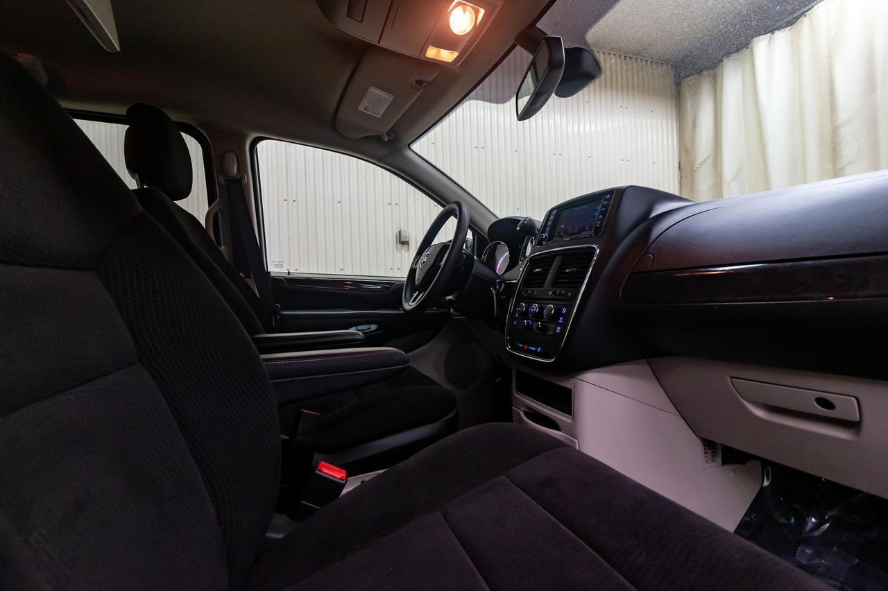 2019 Dodge Grand Caravan SXT Nav DVD BCam Red Deer AB