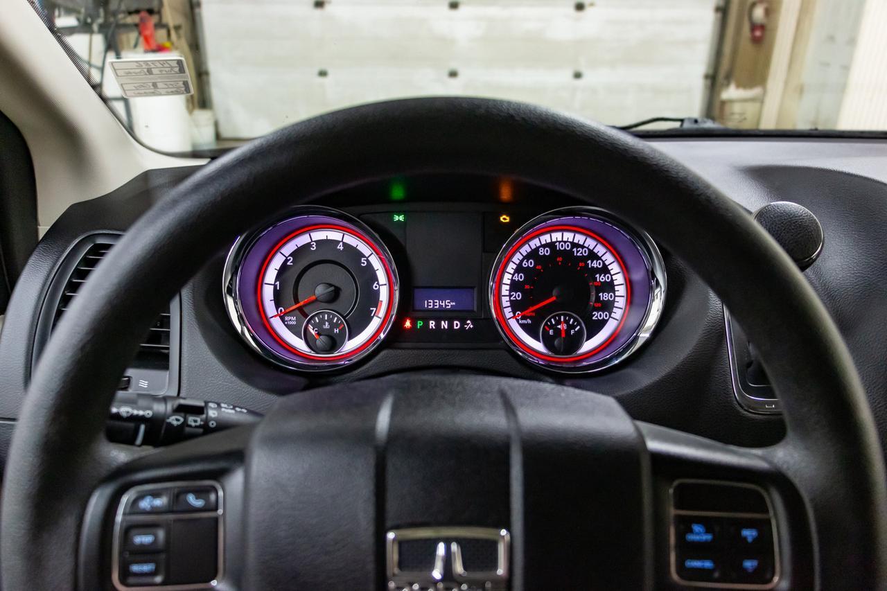 2019 Dodge Grand Caravan SXT Nav DVD BCam Red Deer AB