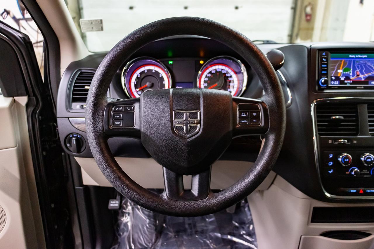 2019 Dodge Grand Caravan SXT Nav DVD BCam Red Deer AB