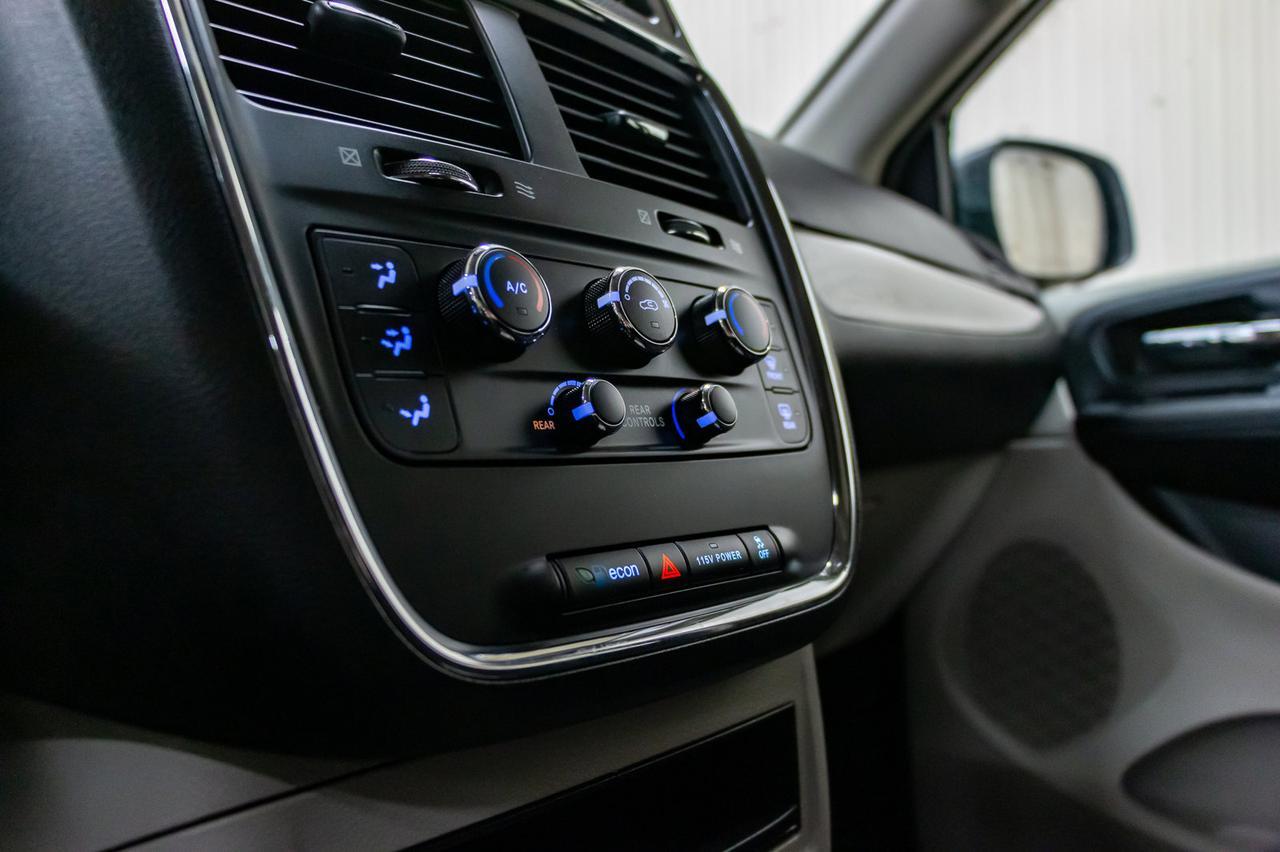 2019 Dodge Grand Caravan SXT Nav DVD BCam Red Deer AB