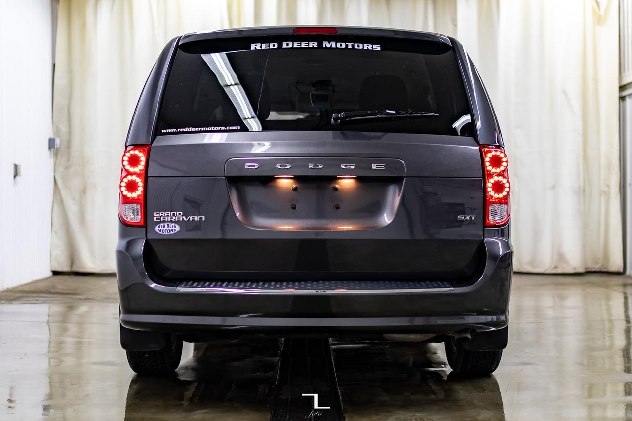 2019 Dodge Grand Caravan SXT Plus BCam Nav Red Deer AB