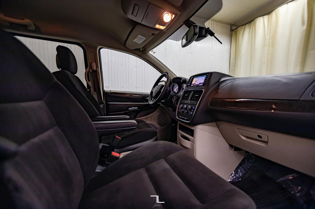 2019 Dodge Grand Caravan SXT Plus BCam Nav Red Deer AB