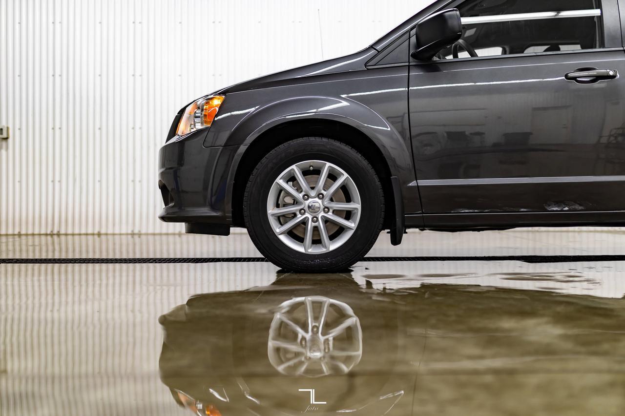 2019 Dodge Grand Caravan SXT Plus BCam Nav Red Deer AB
