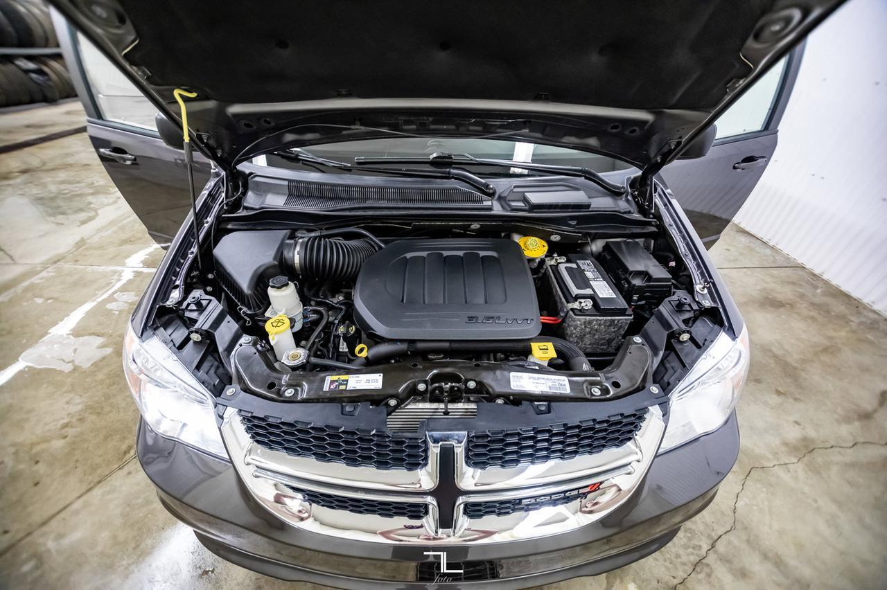 2019 Dodge Grand Caravan SXT Plus BCam Nav Red Deer AB