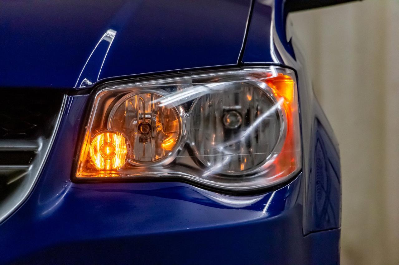 2019 Dodge Grand Caravan SXT Premium Plus DVD BCam Red Deer AB