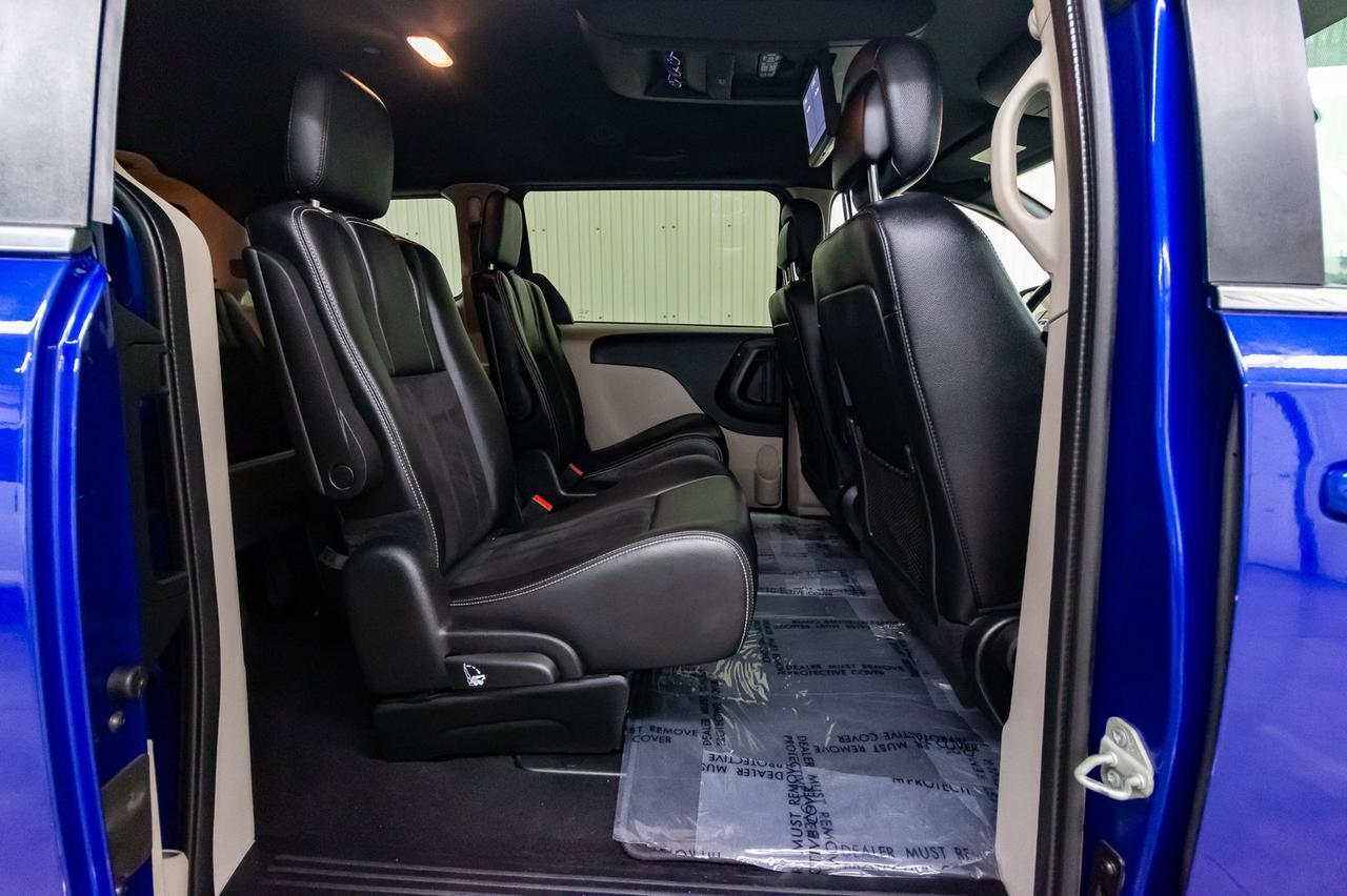 2019 Dodge Grand Caravan SXT Premium Plus DVD BCam Red Deer AB