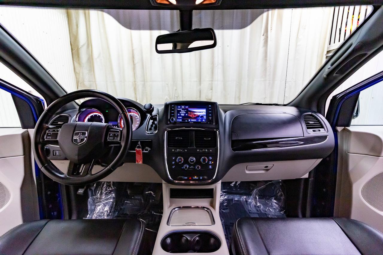 2019 Dodge Grand Caravan SXT Premium Plus DVD BCam Red Deer AB