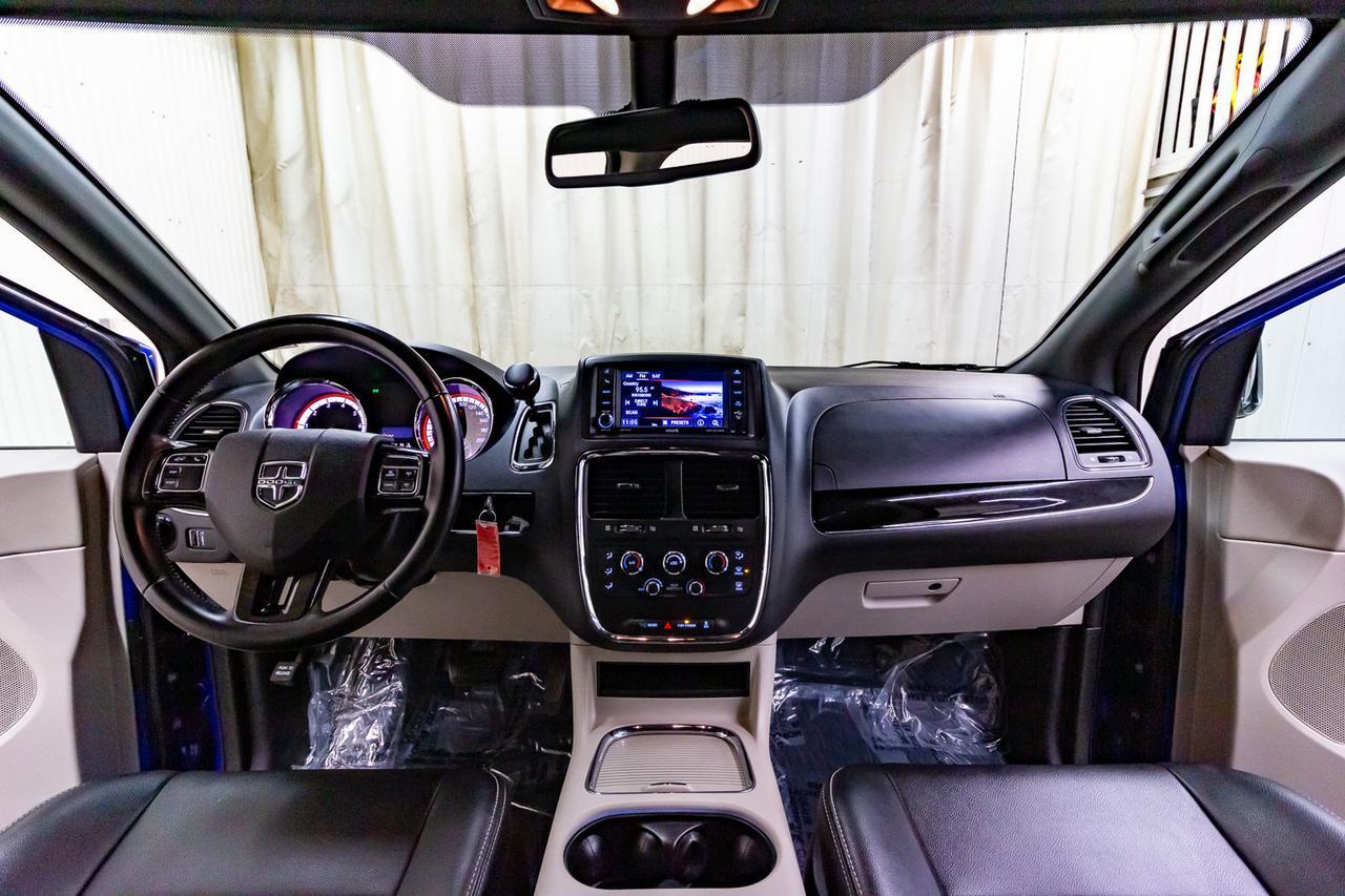 2019 Dodge Grand Caravan SXT Premium Plus DVD BCam Red Deer AB