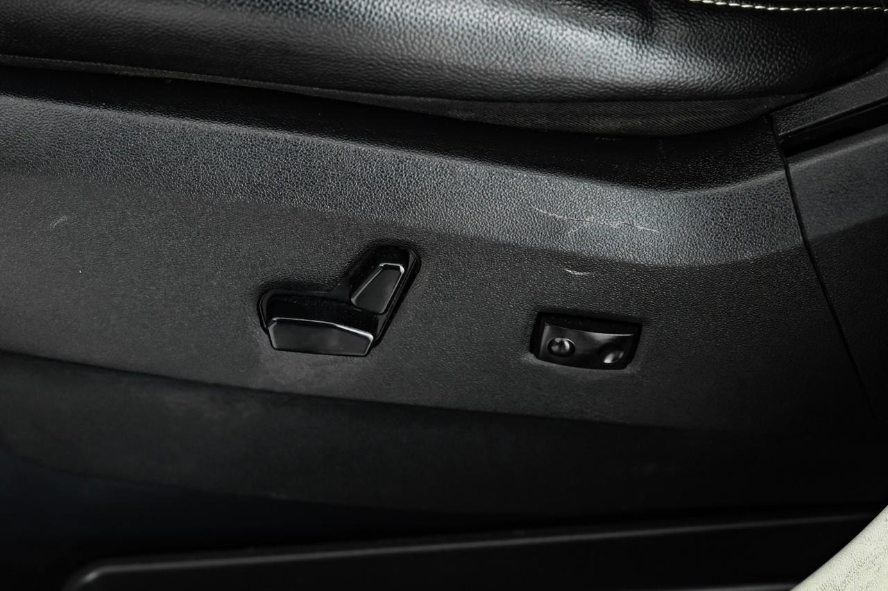 2019 Dodge Grand Caravan SXT REAR CAMERA POWER LIFTGATE POWER SLIDING REAR DOORS POWER DR Carrollton TX