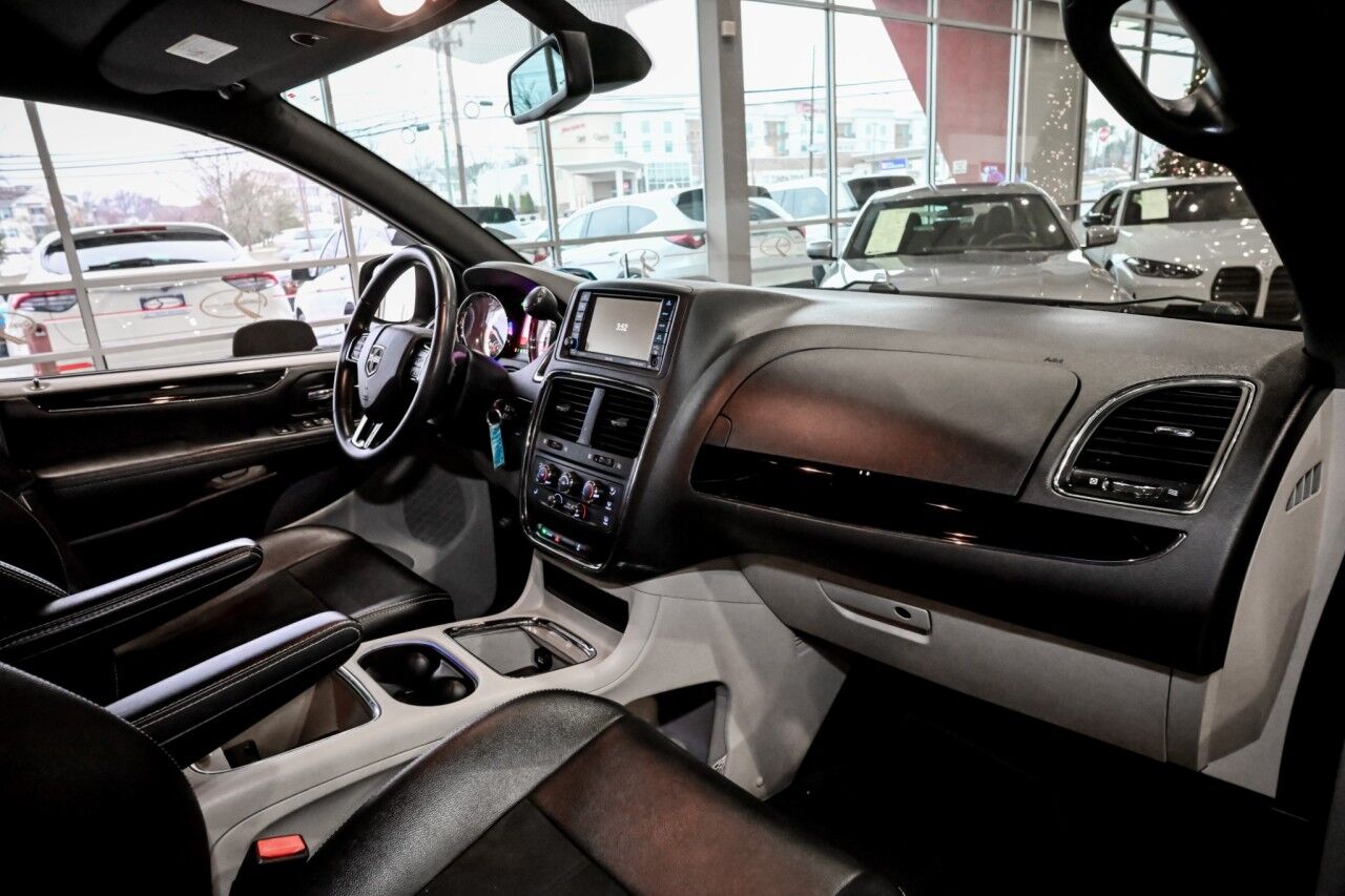 2019 Dodge Grand Caravan SXT, Rear Park Assist Springfield NJ