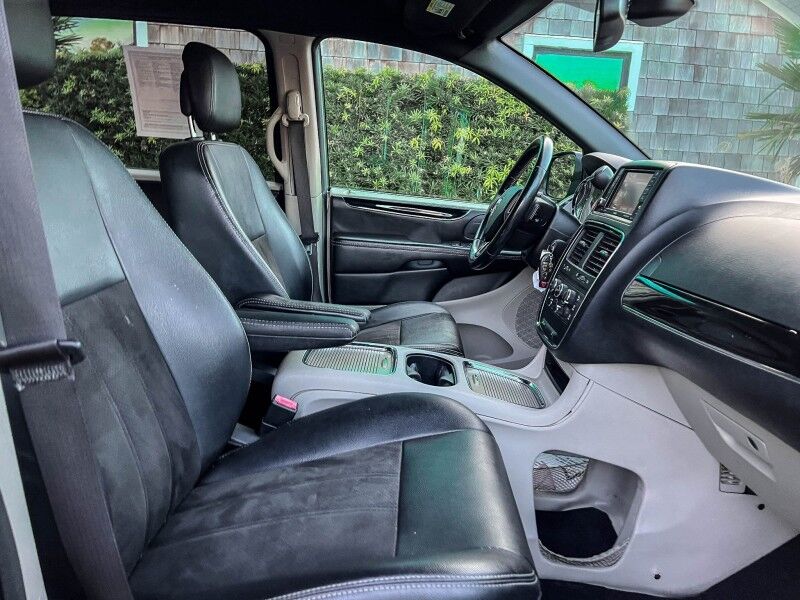 2019 Dodge Grand Caravan SXT Wilmington NC