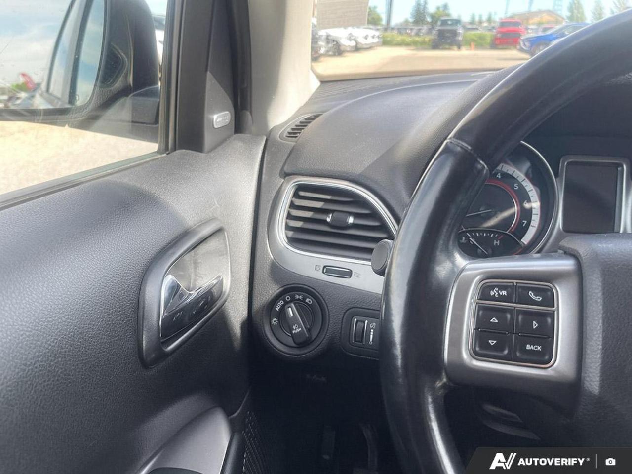 2019 Dodge JOURNEY CROSSROAD Edmonton AB